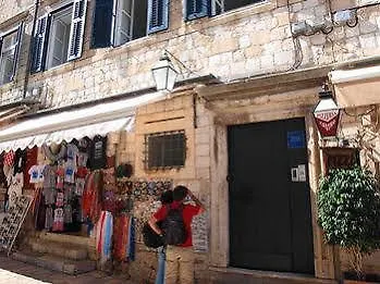 Miro * דוברובניק